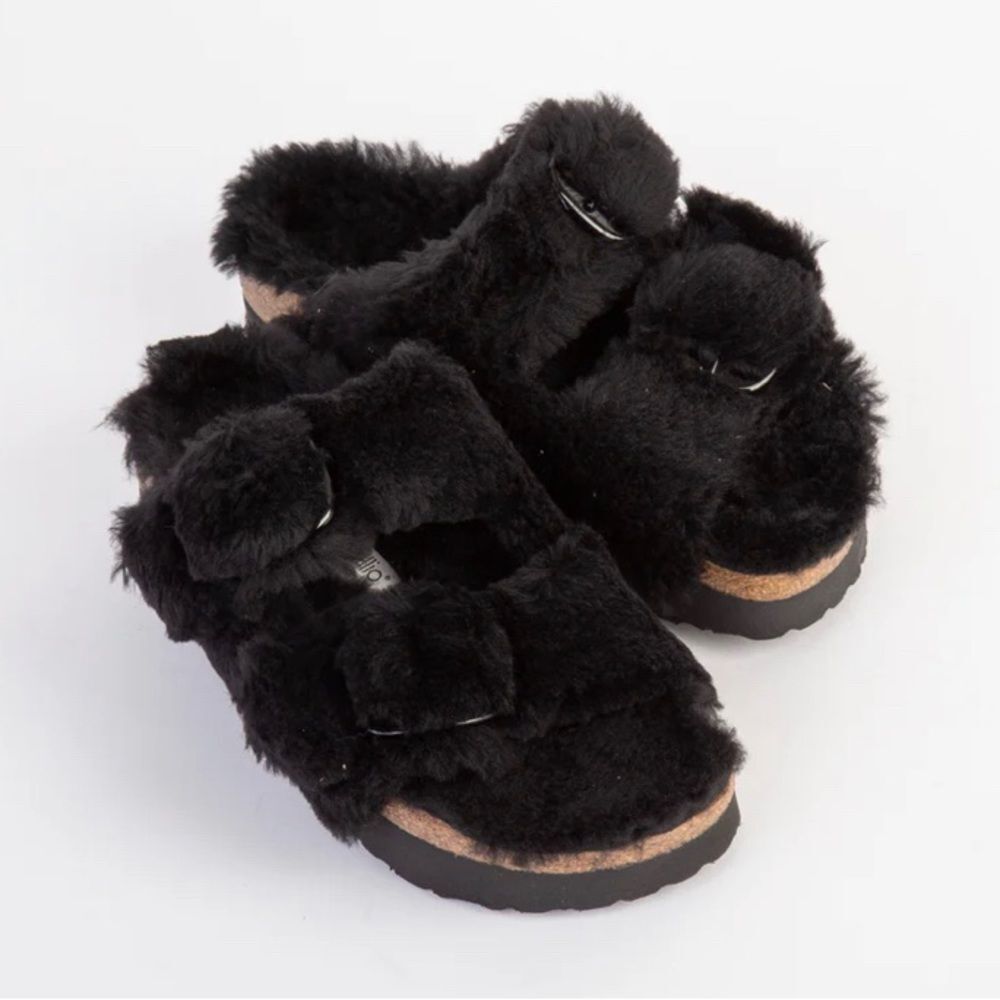 Birkenstock Arizona big buckle black shearling Papilio sandals NWT